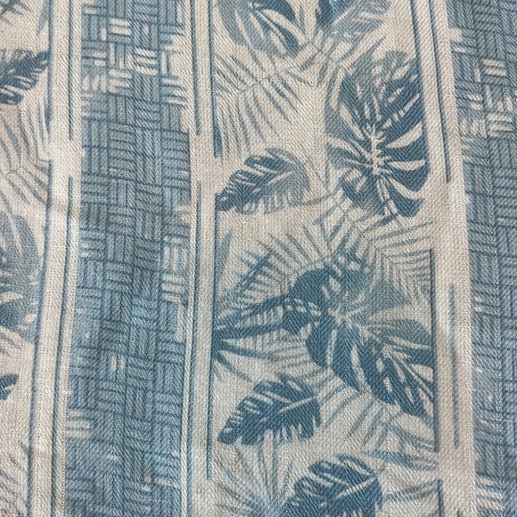 Vintage Silk Circa 1969 Light Blue Tropical Print Button Down Shirt Size Large - Picture 7 of 9